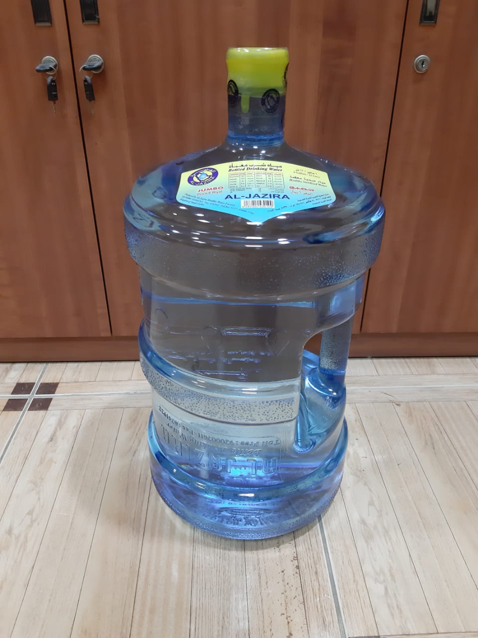 عبوات 22 لتر ( 6 جالون )